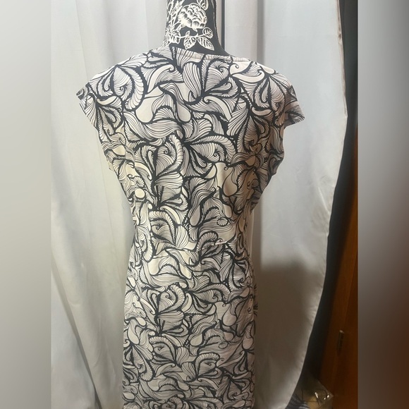 Title nine Cream Bodycon Midi Dress with Mock Neck - Picture 3 of 4